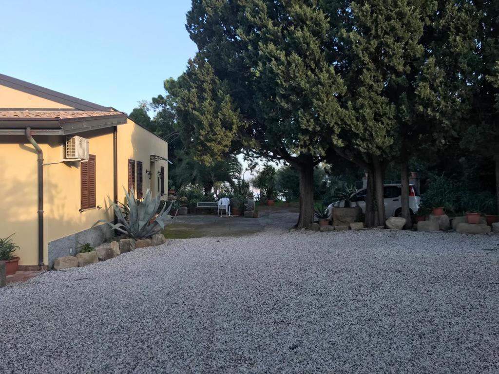 L'Ulivo In Villa Greco Tindari Esterno foto