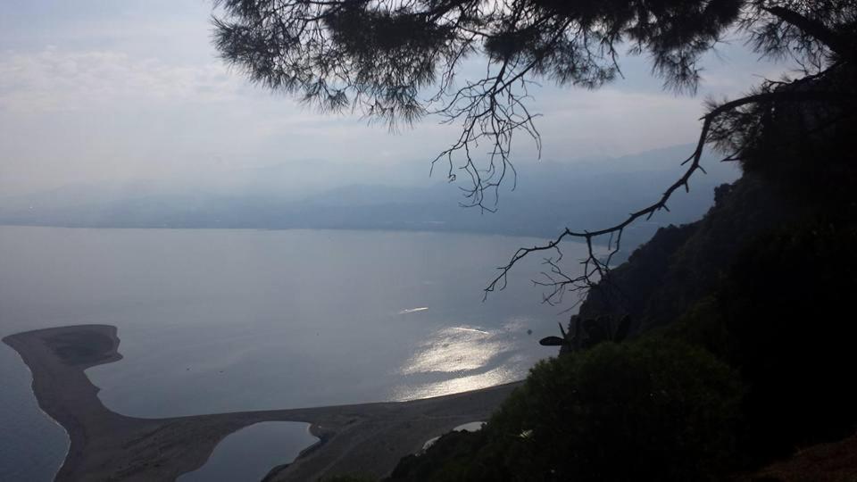 L'Ulivo In Villa Greco Tindari Esterno foto